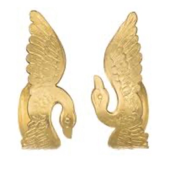 We Dream In Colour Crane Hoop Earrings - Picture 1 of 4